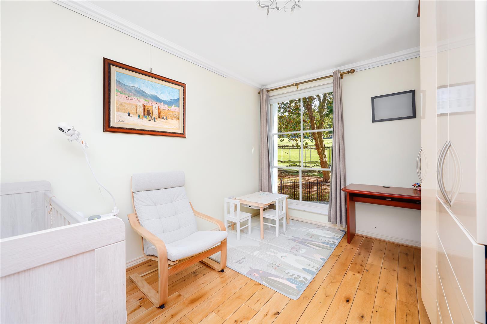 3 bed flat for sale in Vincent Square, London  - Property Image 8