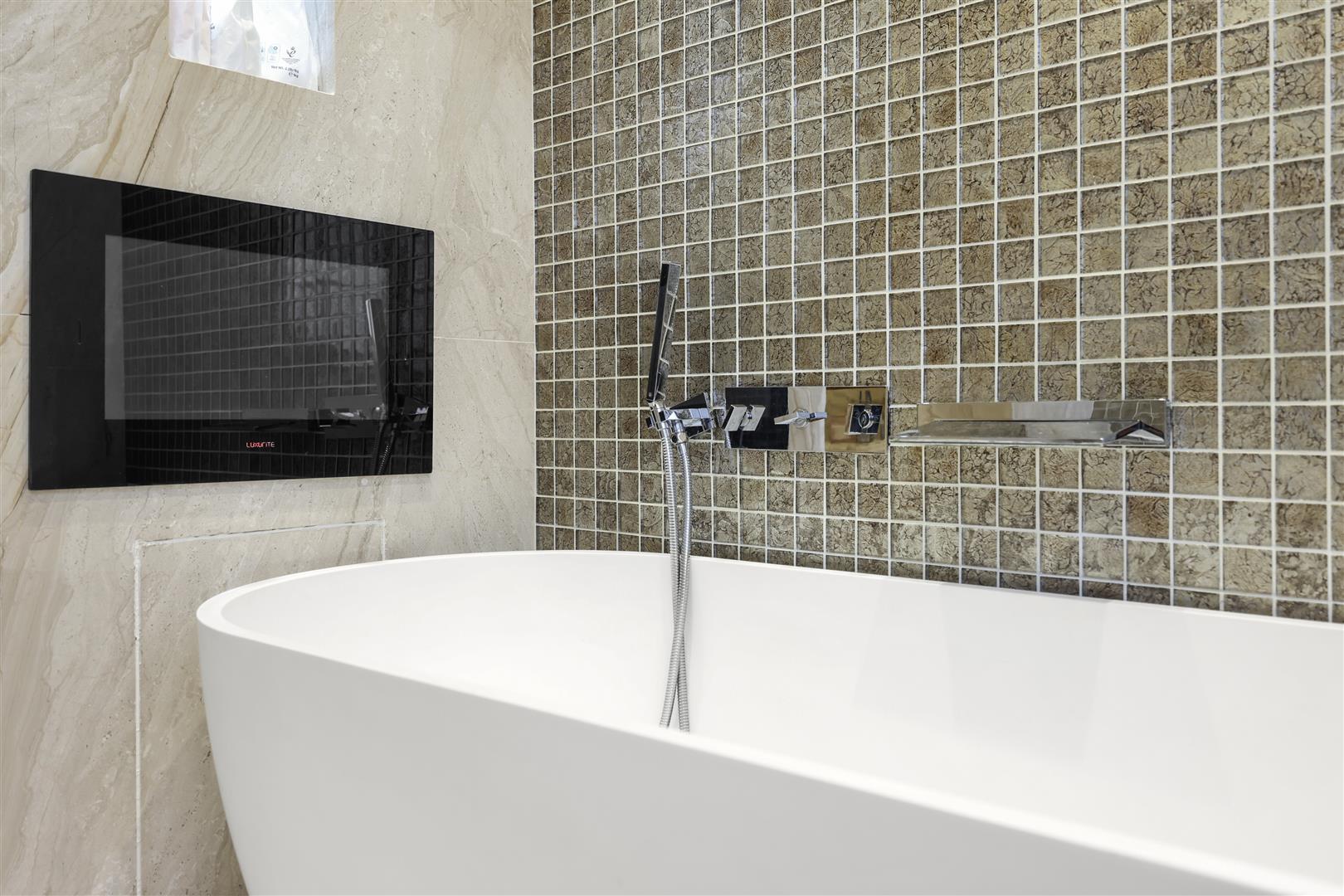 4 bed apartment to rent in Mount Street, London 29