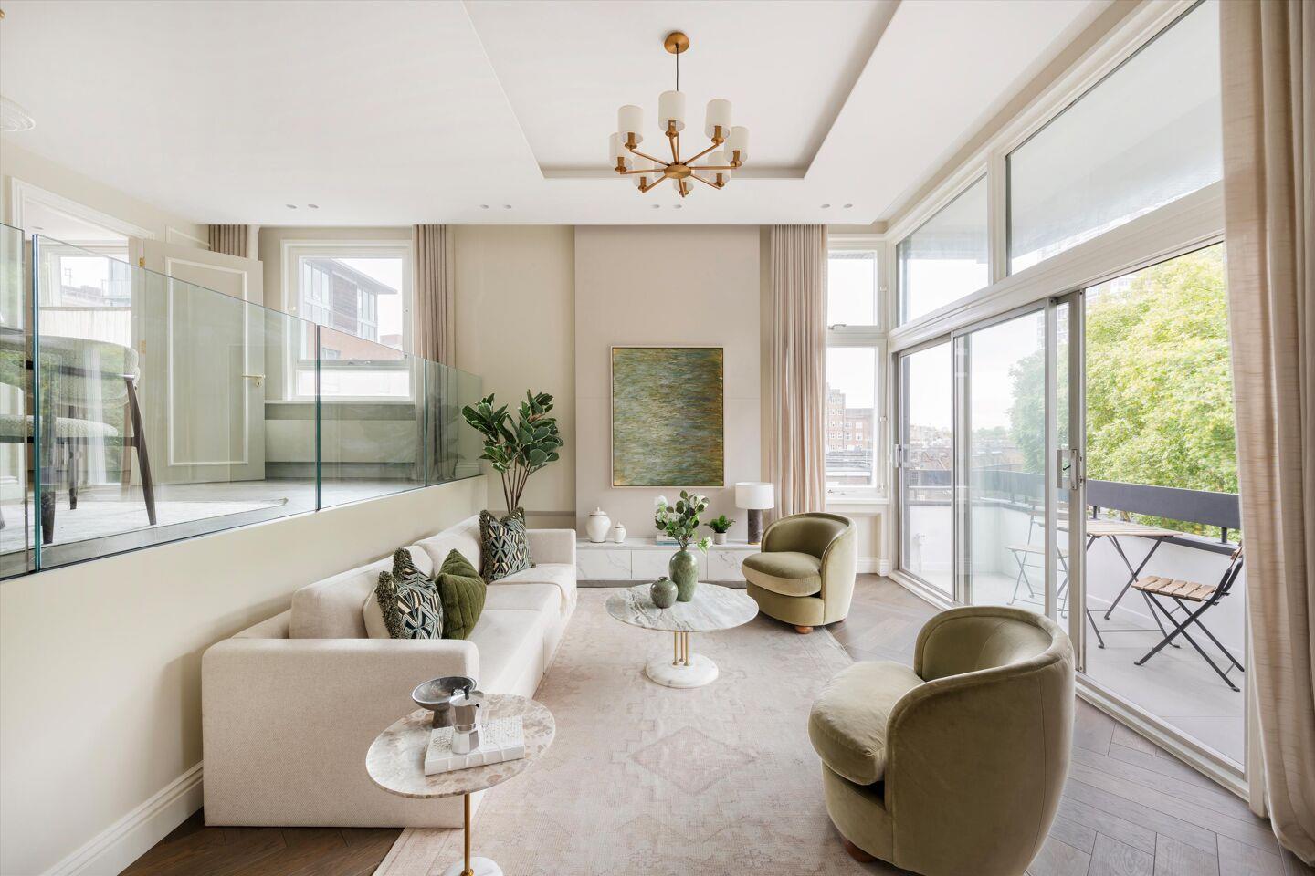 2 bed house to rent in The Water Gardens, London 3