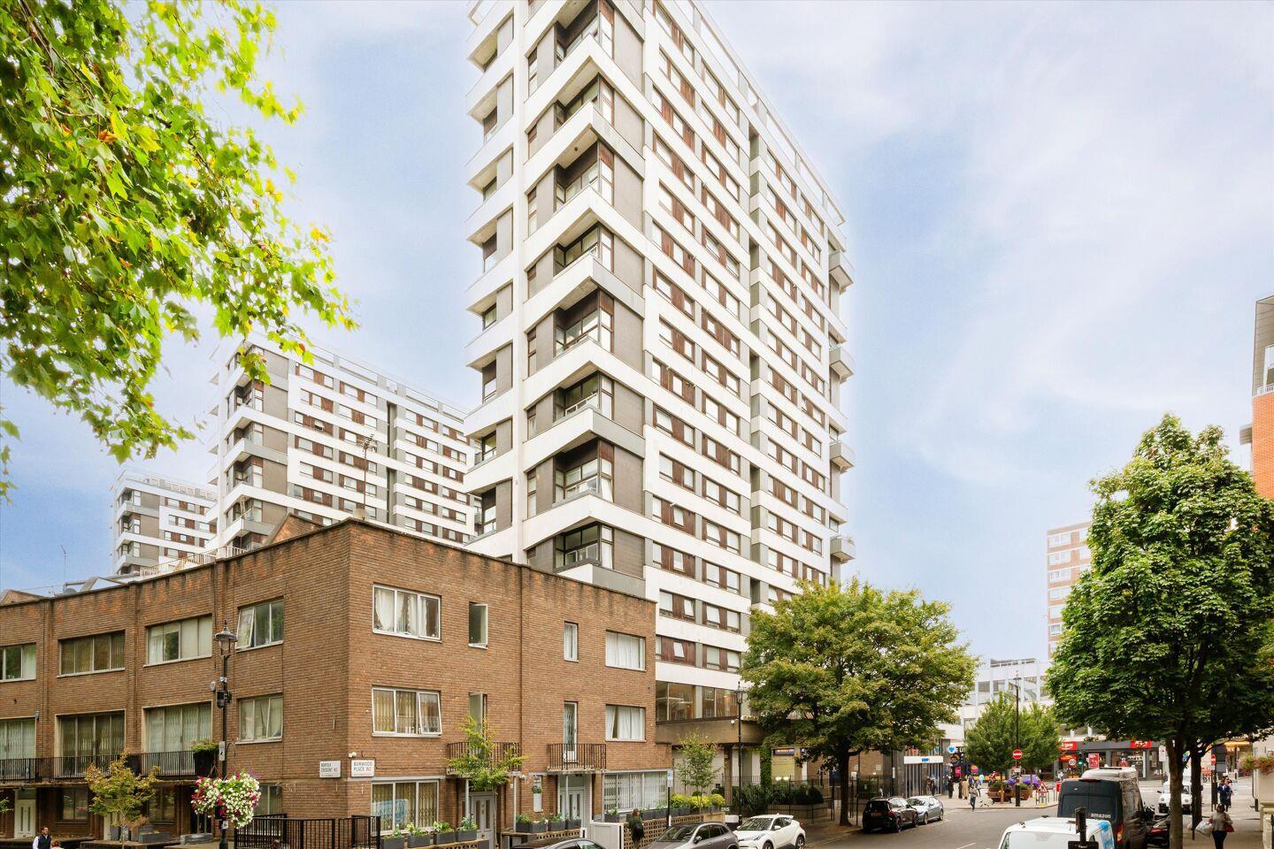 2 bed house to rent in The Water Gardens, London  - Property Image 19