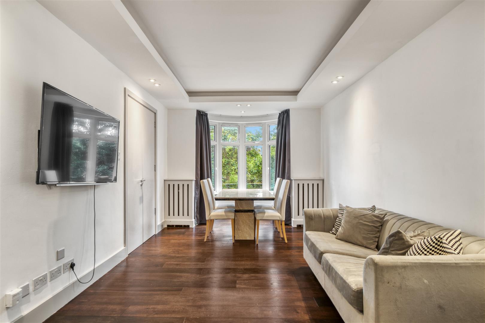 2 bed house to rent in Hall Road, London  - Property Image 2