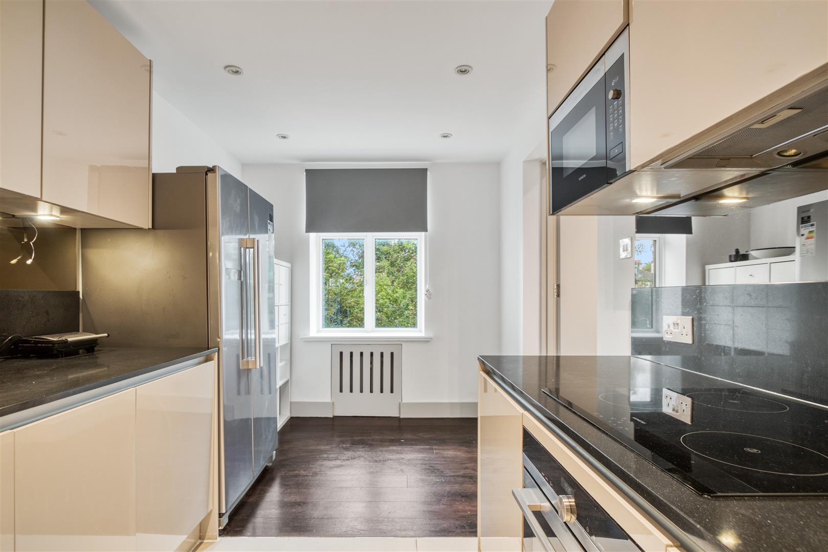 2 bed house to rent in Hall Road, London 9