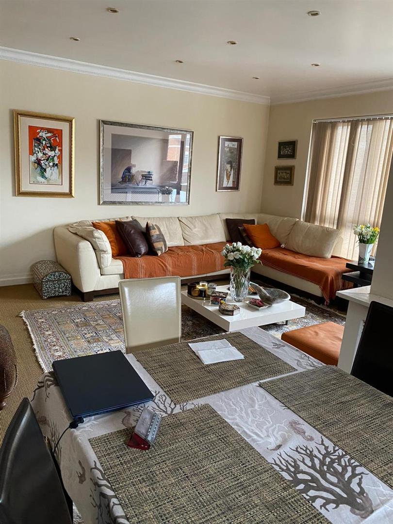 3 bed flat for sale in St. Edmunds Terrace, London  - Property Image 8