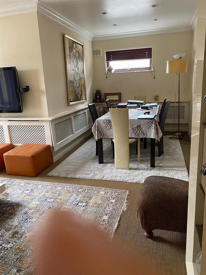 3 bed flat for sale in St. Edmunds Terrace, London  - Property Image 5