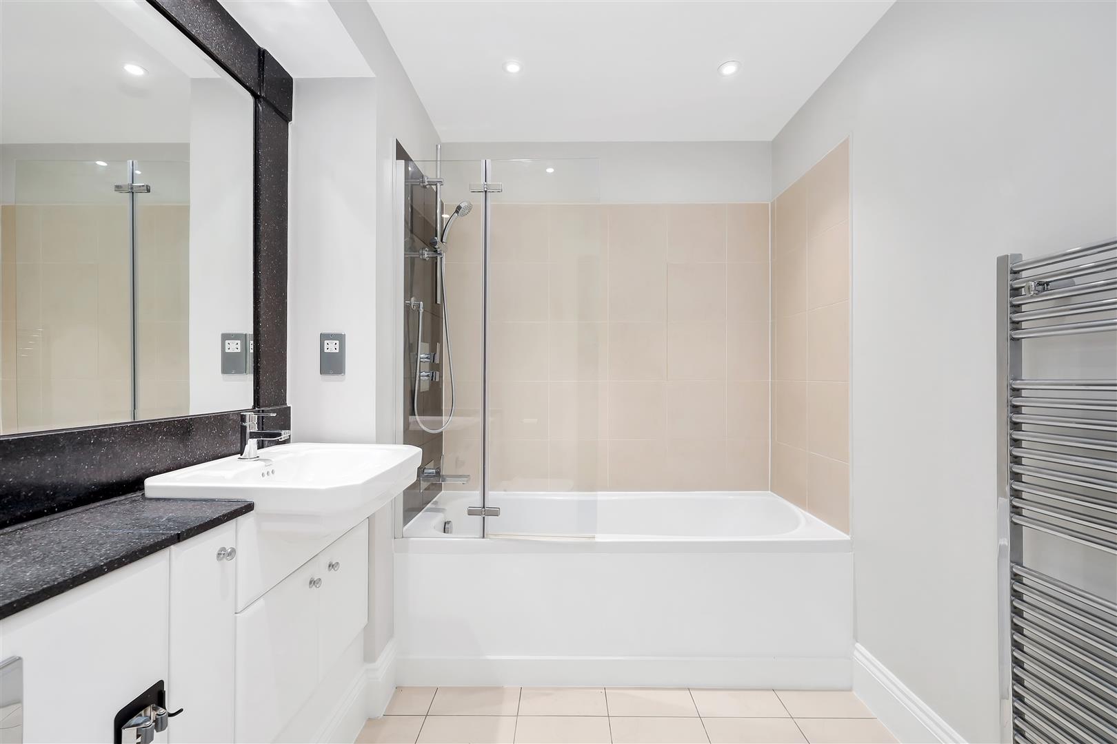 2 bed flat for sale in Sheldon Square, London  - Property Image 17