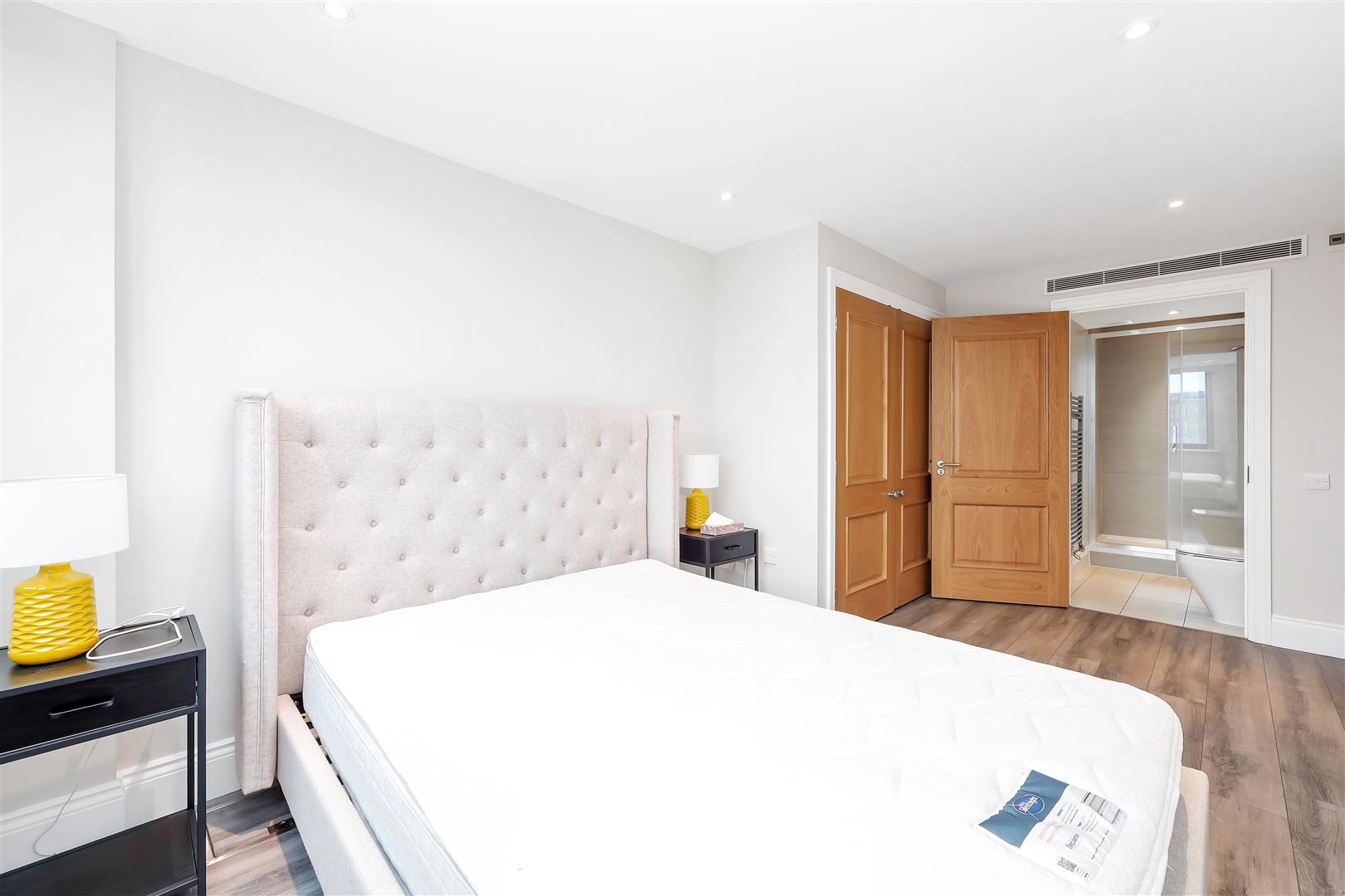 2 bed flat for sale in Sheldon Square, London 12