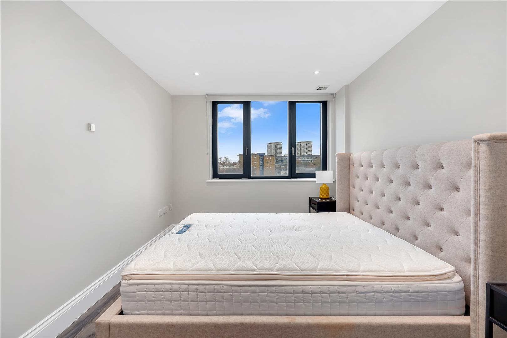 2 bed flat for sale in Sheldon Square, London 11