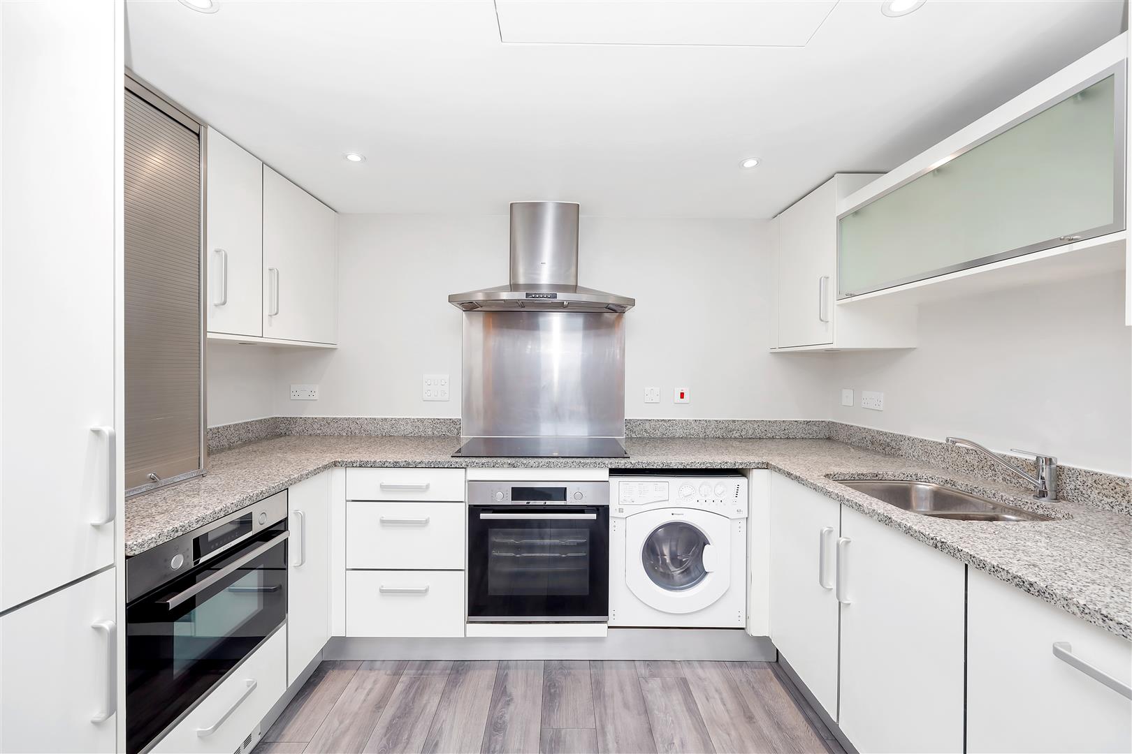 2 bed flat for sale in Sheldon Square, London  - Property Image 5