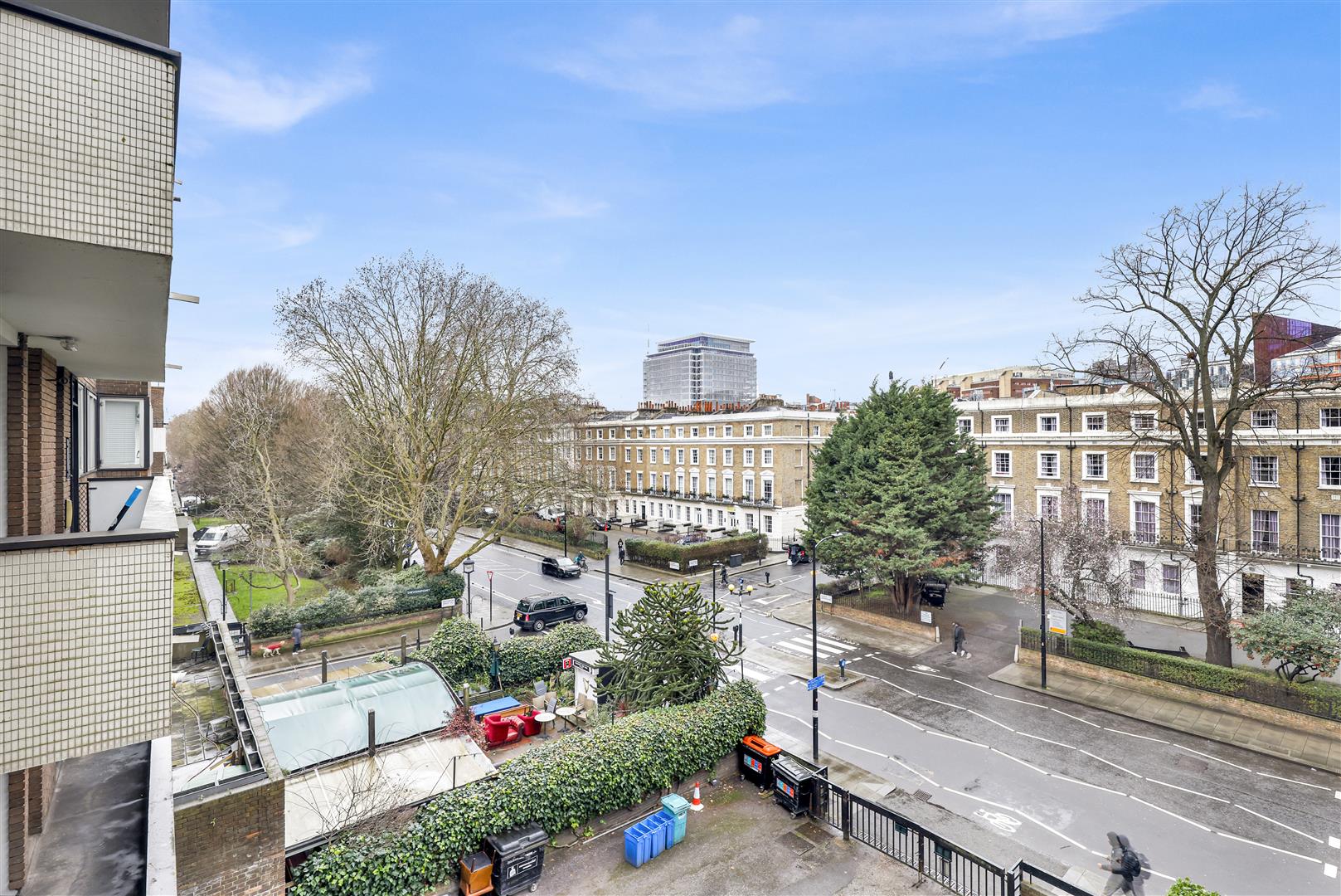 2 bed flat for sale in The Quadrangle Tower, London 16