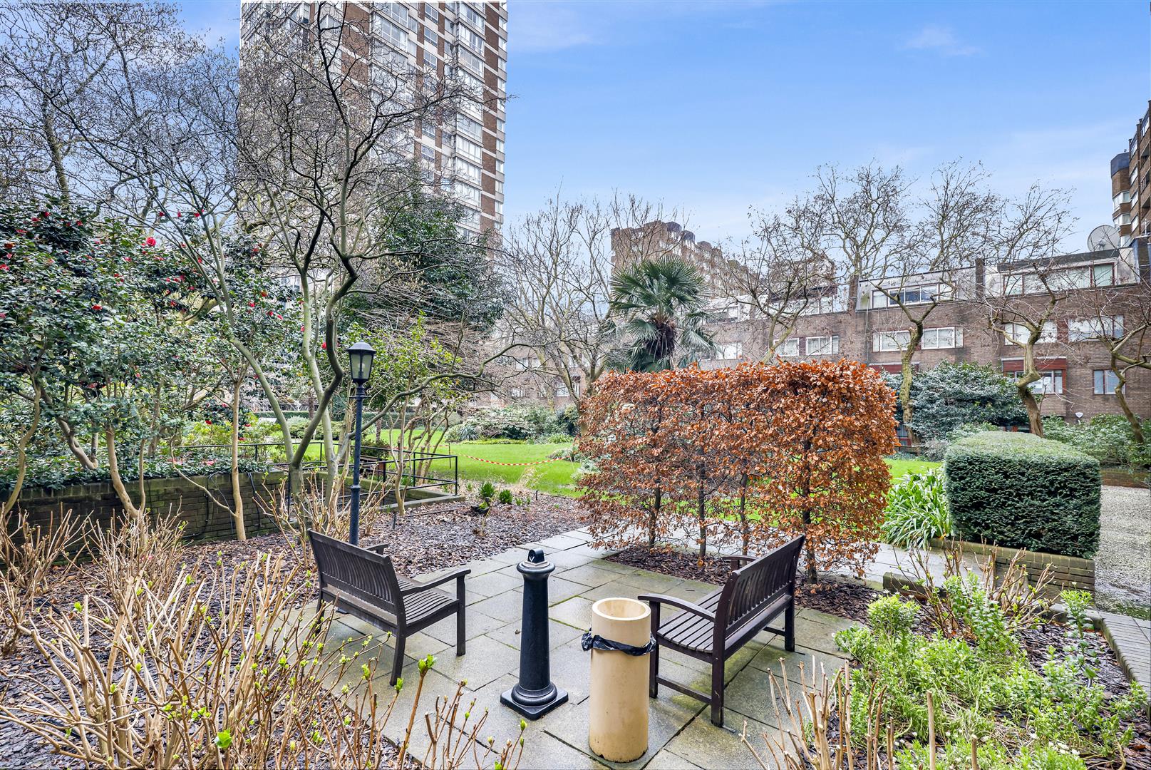 2 bed flat for sale in The Quadrangle Tower, London 25