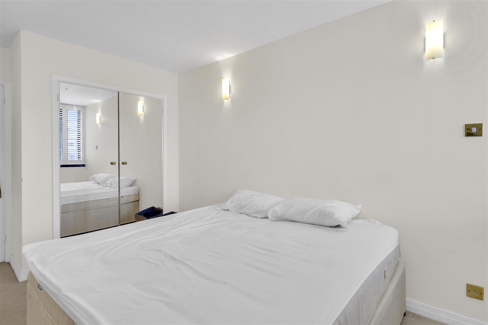2 bed flat for sale in The Quadrangle Tower, London 13