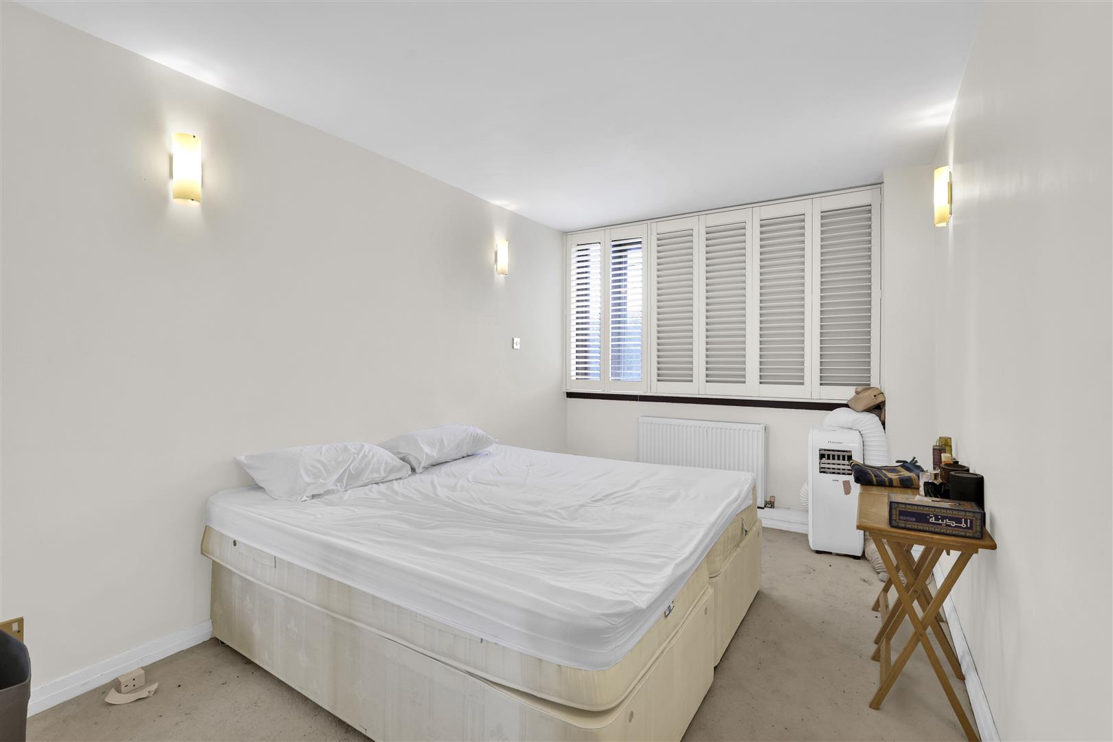 2 bed flat for sale in The Quadrangle Tower, London  - Property Image 13