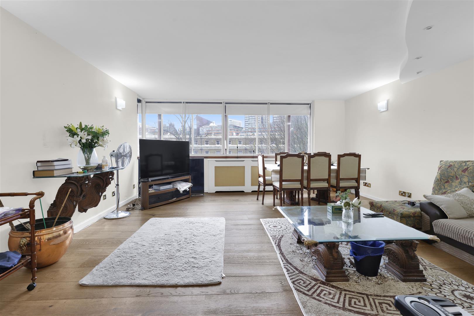 2 bed flat for sale in The Quadrangle Tower, London 1
