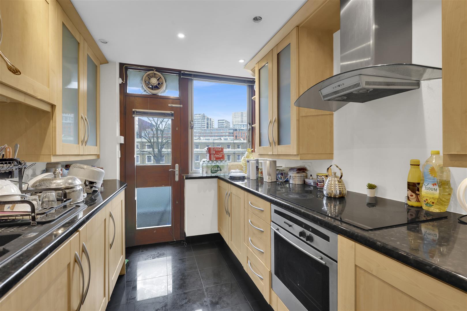 2 bed flat for sale in The Quadrangle Tower, London 5
