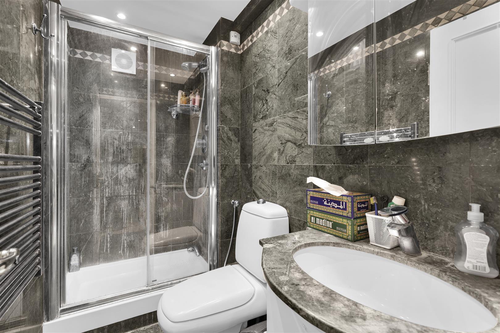 2 bed flat for sale in The Quadrangle Tower, London  - Property Image 7