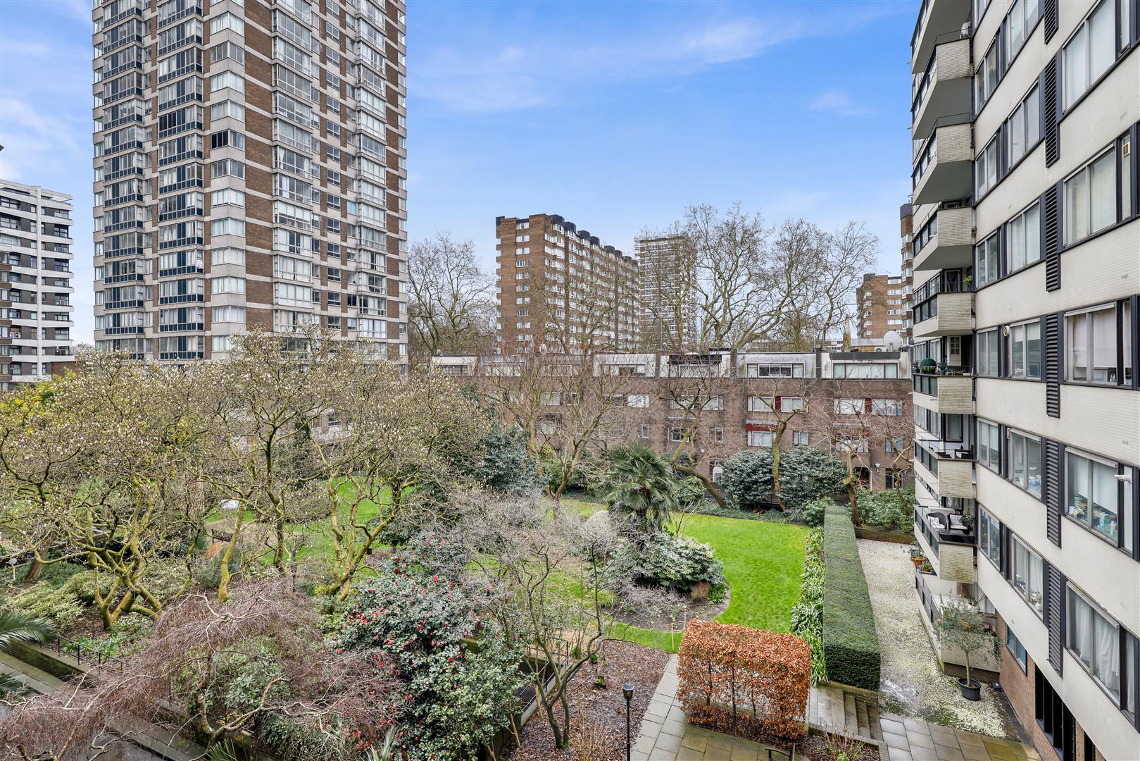 2 bed flat for sale in The Quadrangle Tower, London 19