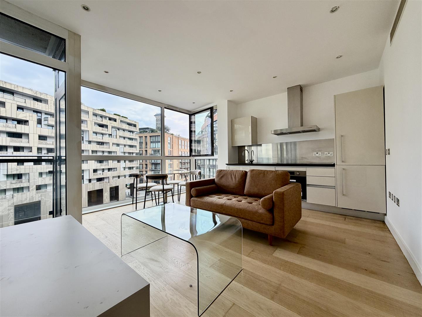 1 bed house to rent in Gatliff Road, London  - Property Image 1