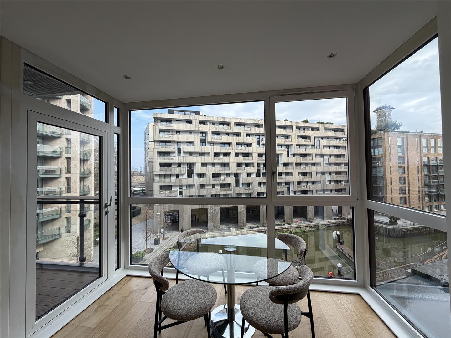 1 bed house to rent in Gatliff Road, London 2