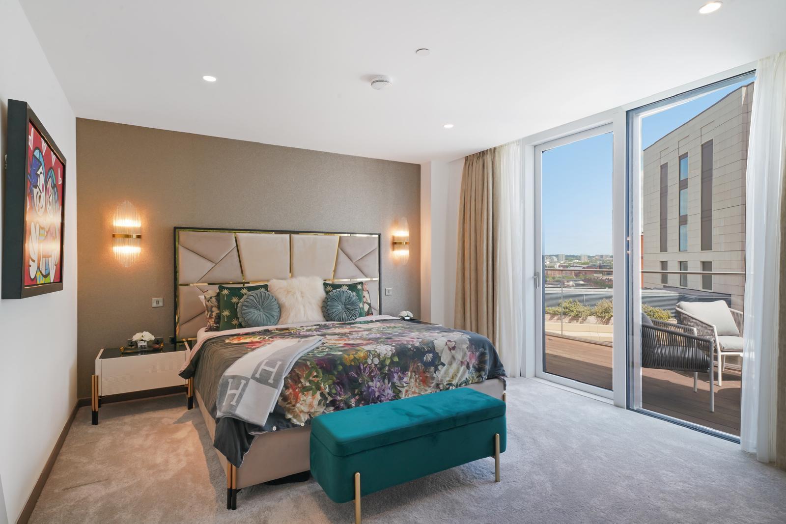 3 bed apartment for sale in North Wharf Road, London  - Property Image 8