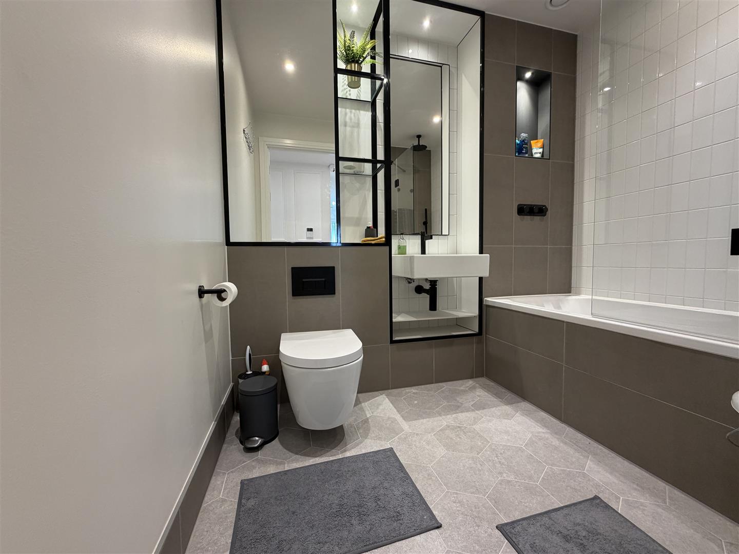 3 bed house for sale in Caldon Boulevard, Wembley  - Property Image 15