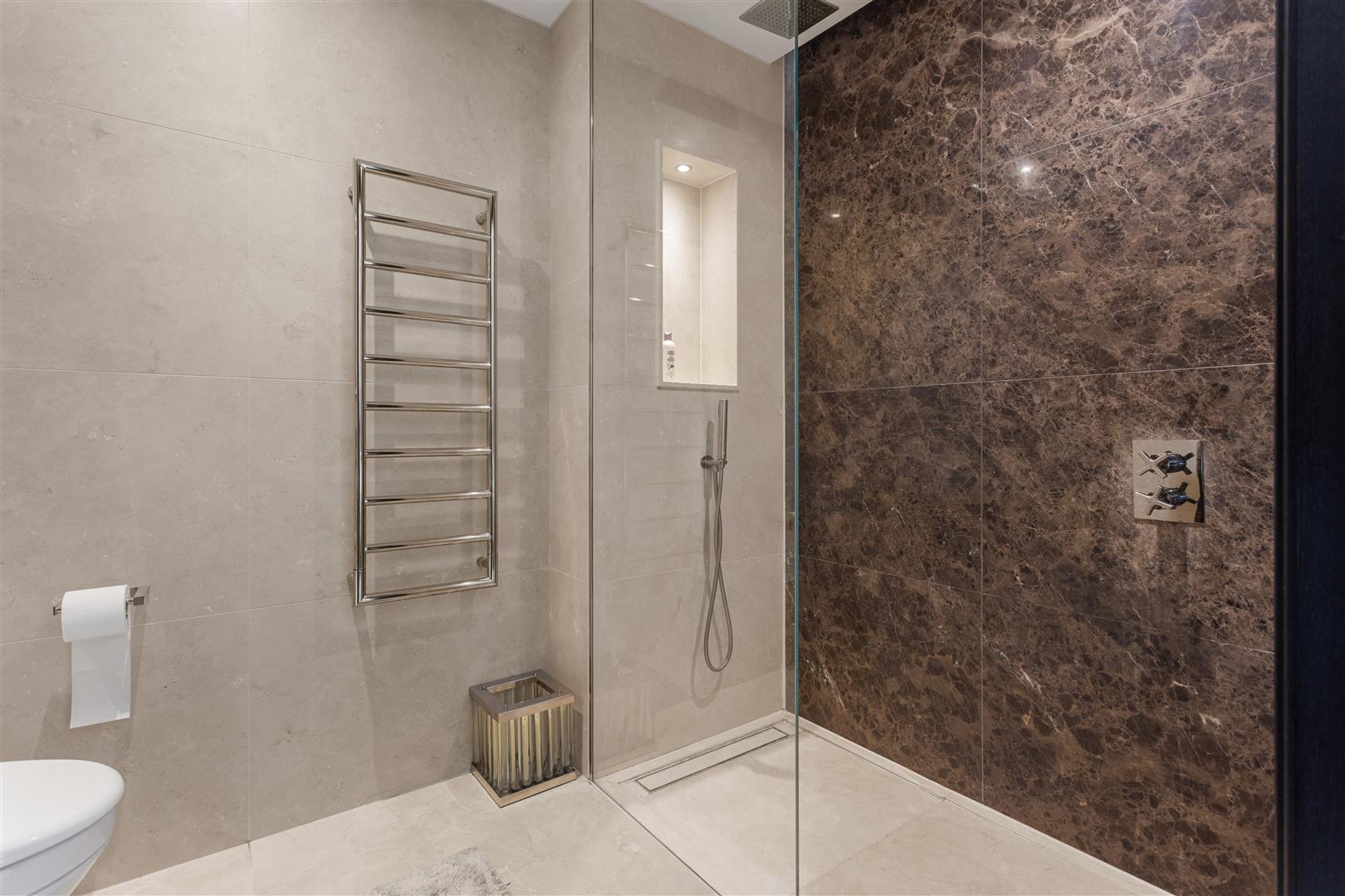 3 bed flat for sale in Strand, London  - Property Image 26