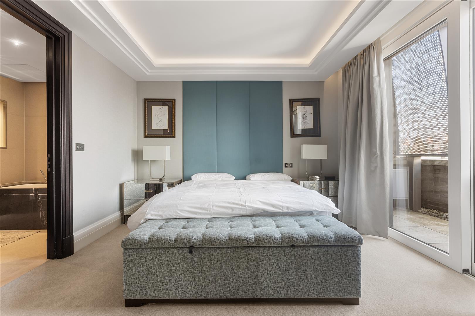 3 bed flat for sale in Strand, London  - Property Image 14