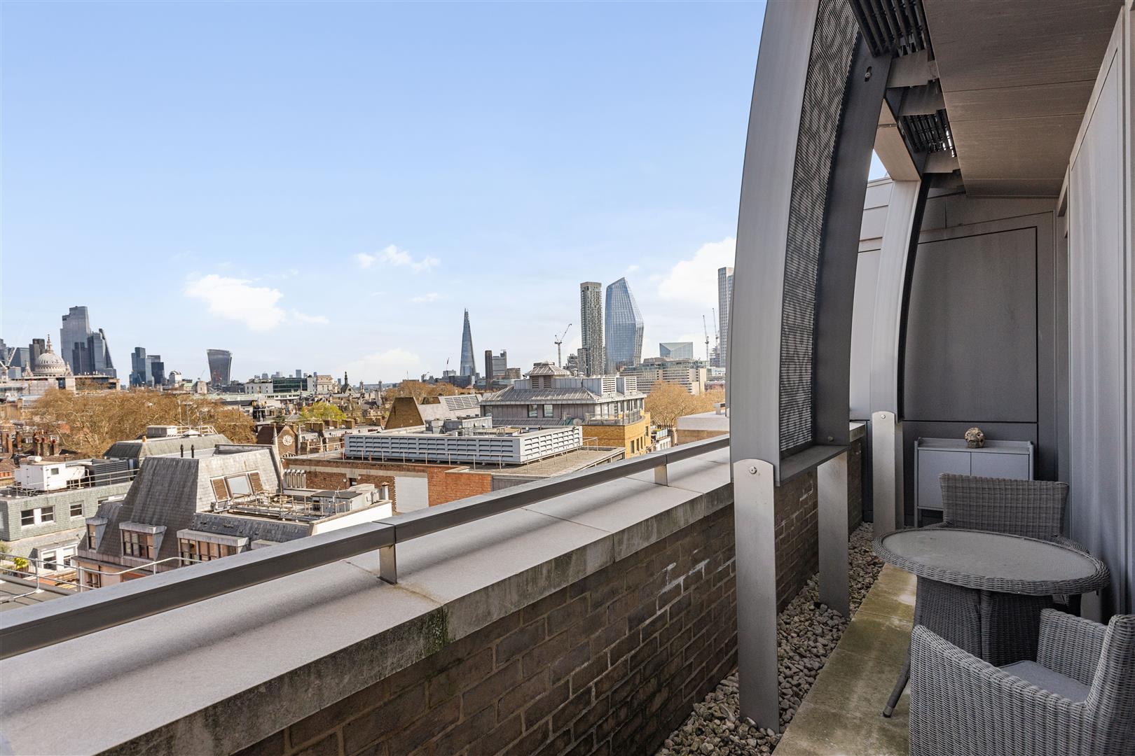 3 bed flat for sale in Strand, London  - Property Image 5