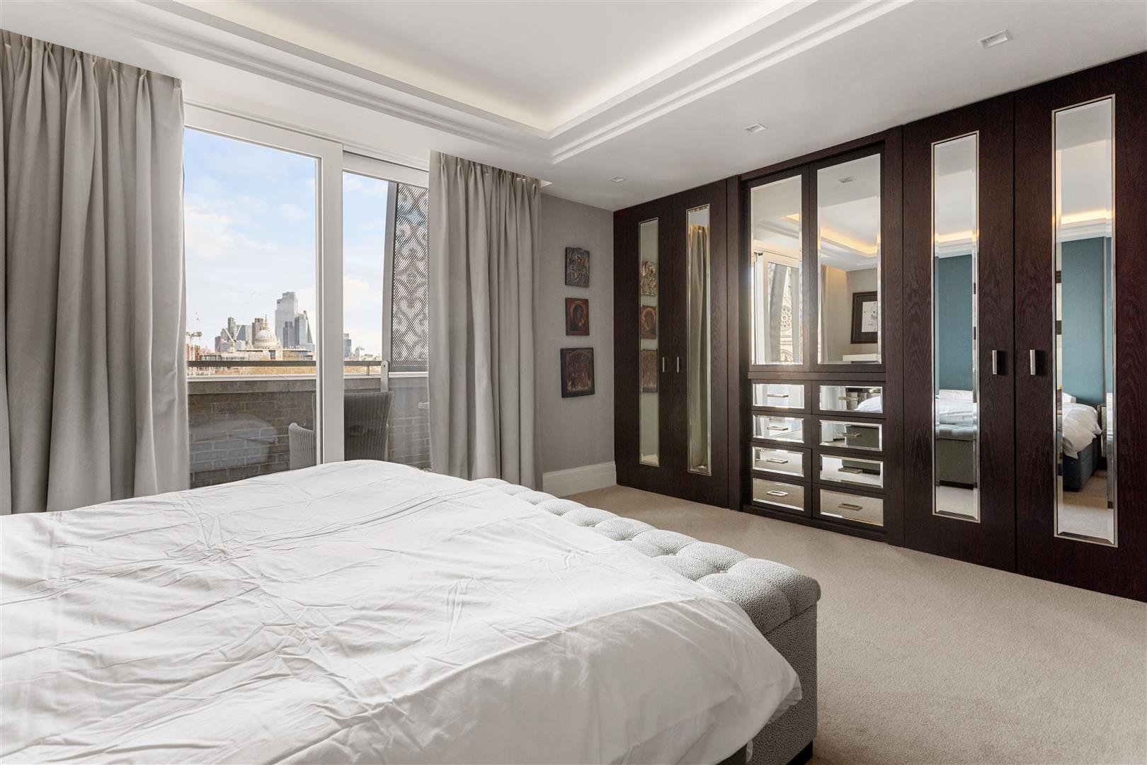 3 bed flat for sale in Strand, London  - Property Image 15