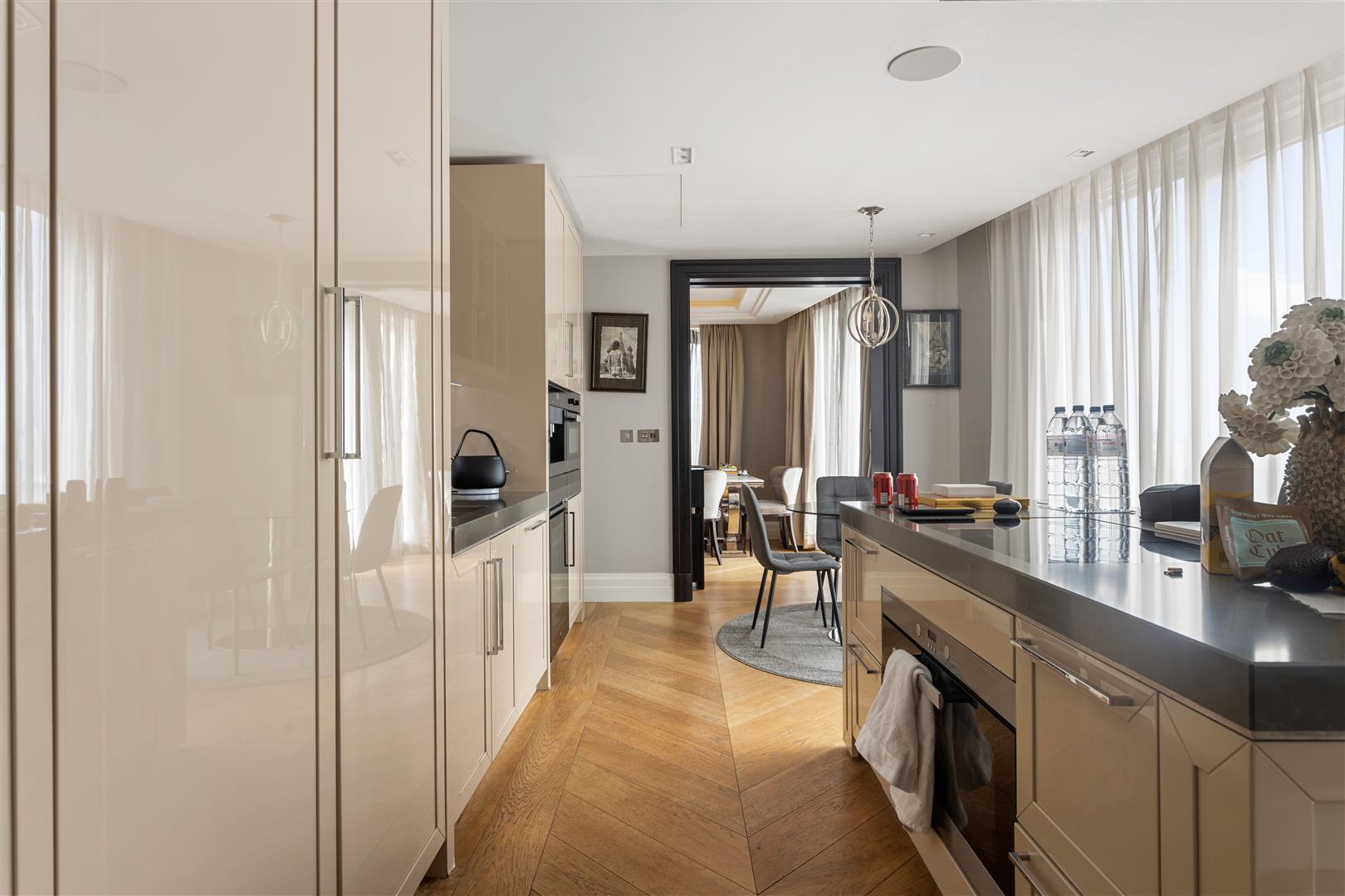 3 bed flat for sale in Strand, London  - Property Image 20