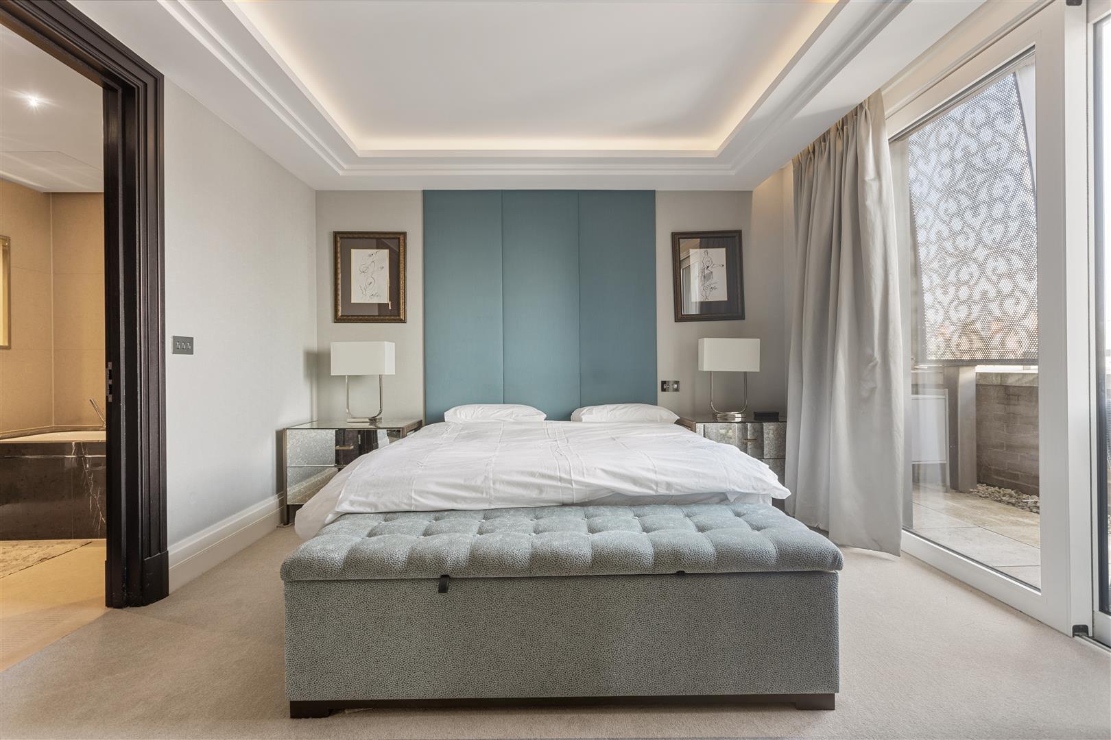 3 bed flat for sale in Strand, London  - Property Image 13