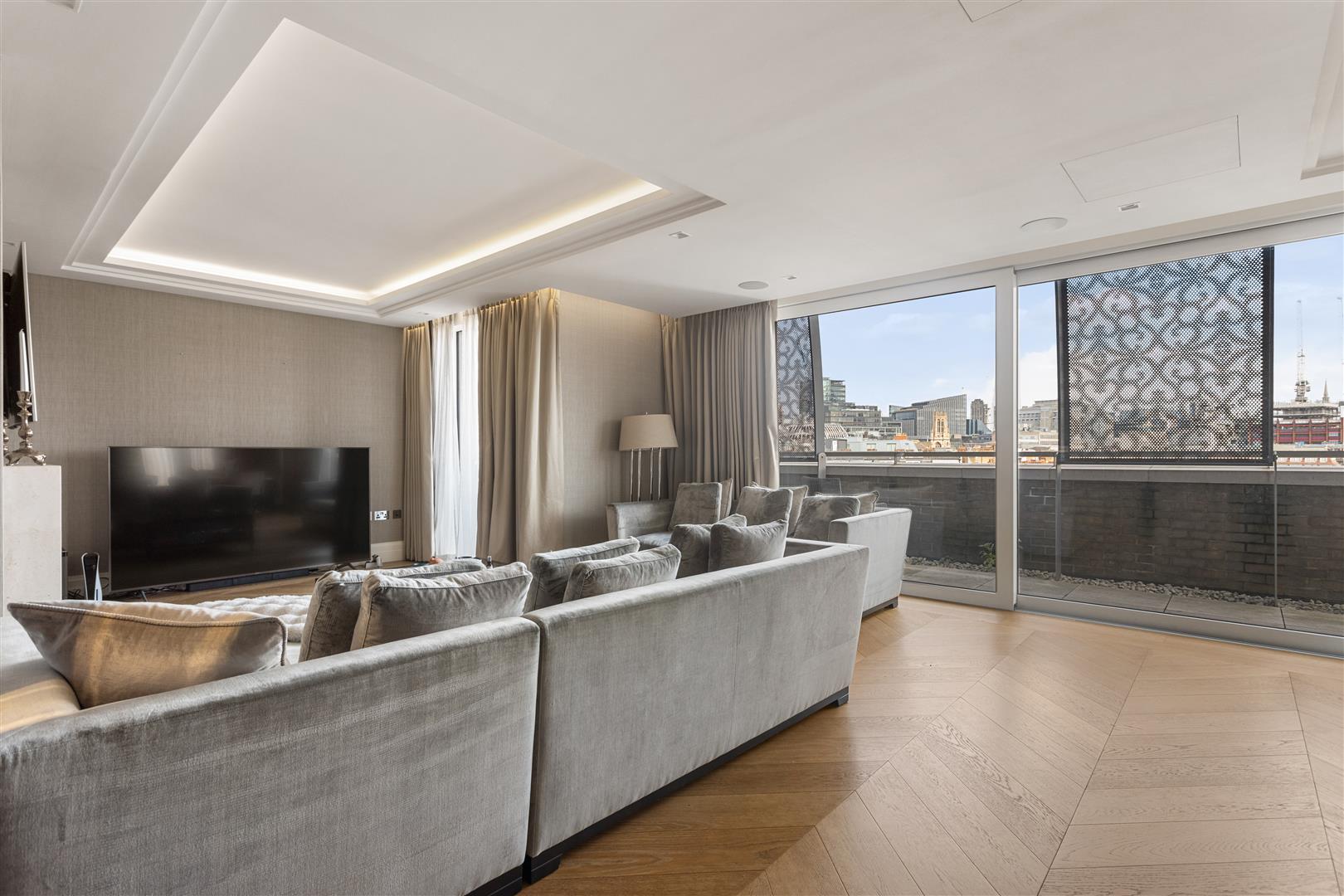 3 bed flat for sale in Strand, London  - Property Image 3