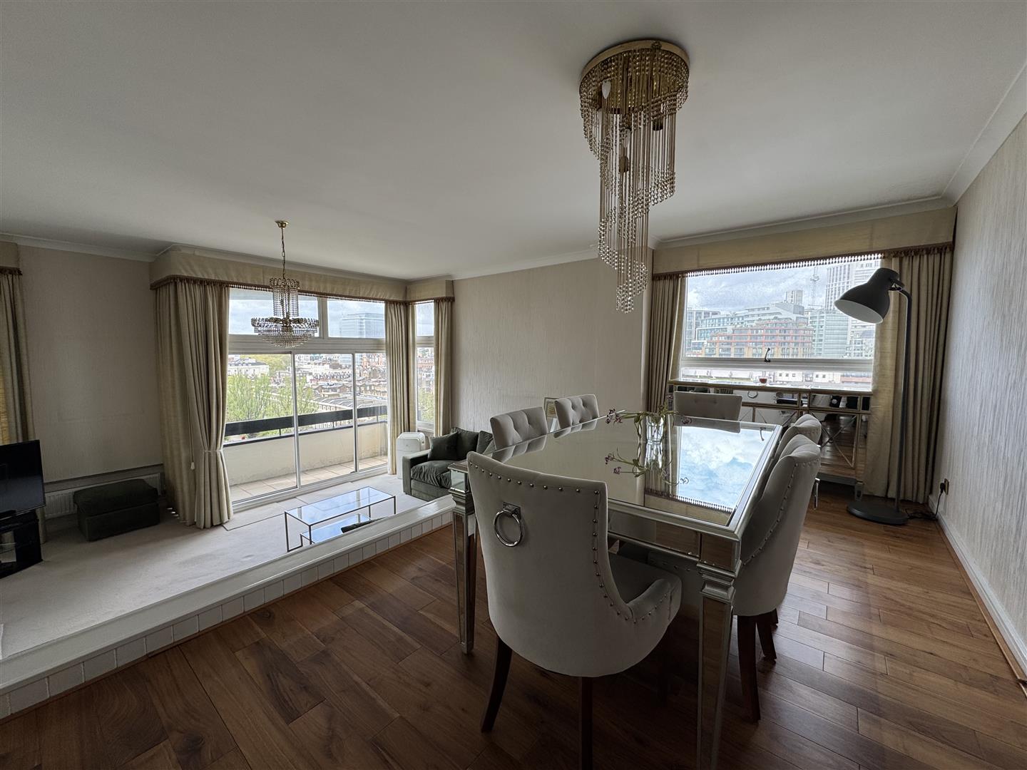 3 bed house for sale in The Water Gardens, London  - Property Image 4