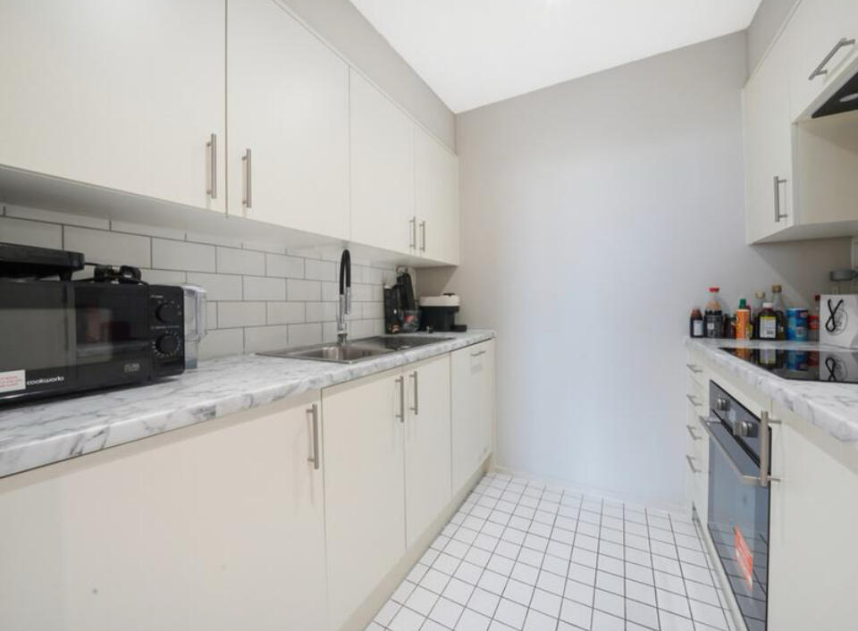 1 bed house for sale in Cromwell Road, London  - Property Image 8