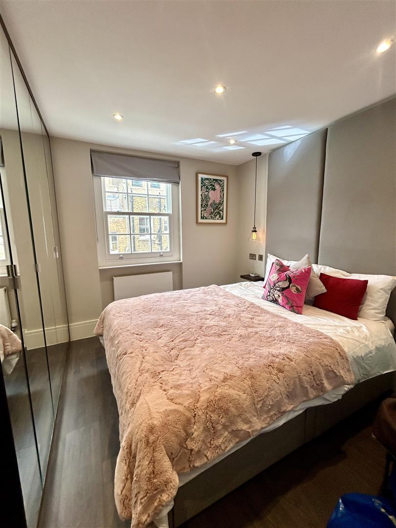 1 bed house for sale in Upper Montagu Street, London  - Property Image 11