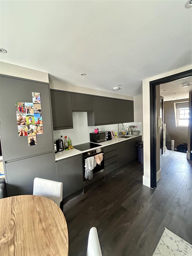 1 bed house for sale in Upper Montagu Street, London  - Property Image 12