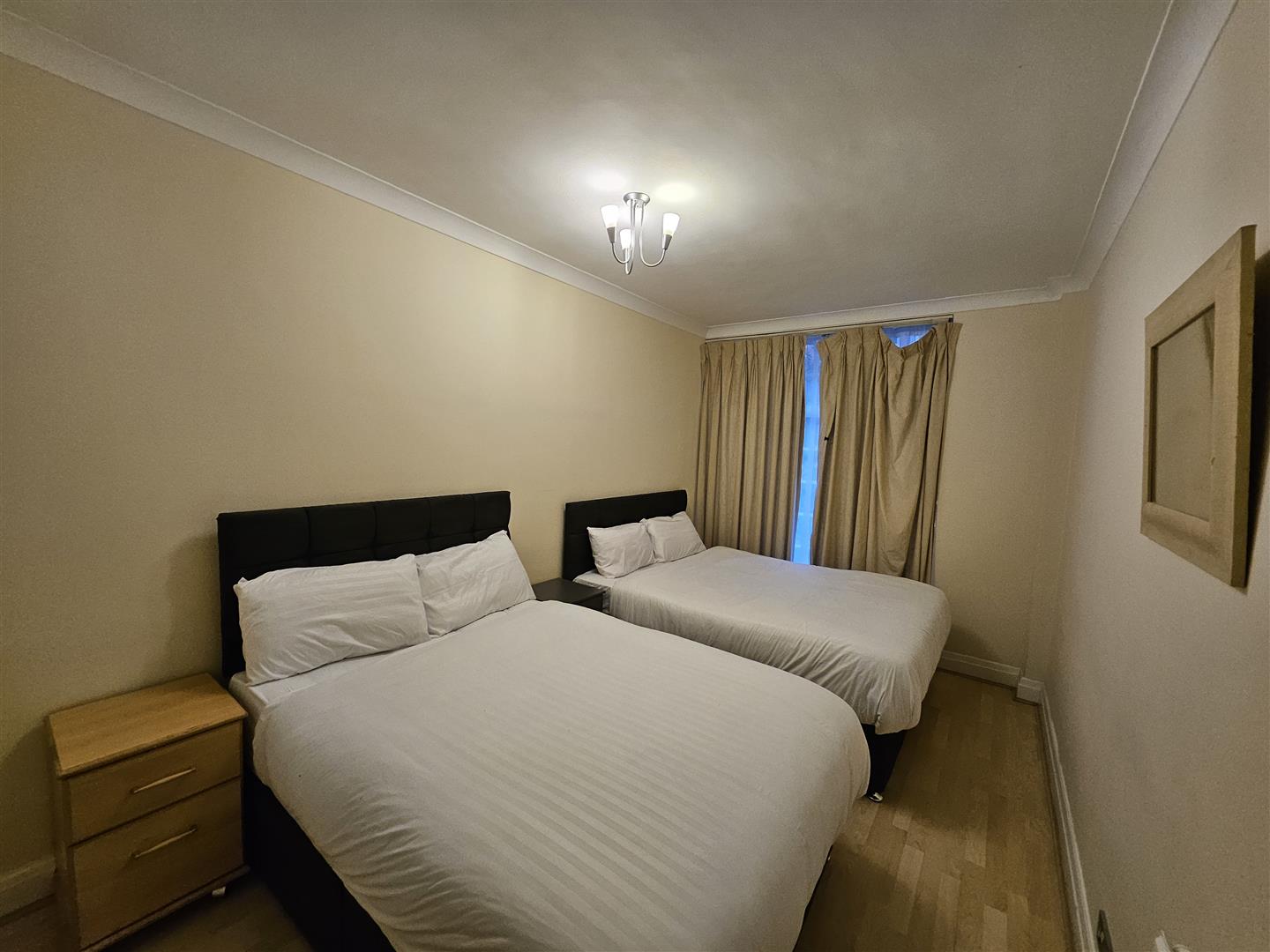 3 bed house for sale in London  - Property Image 9