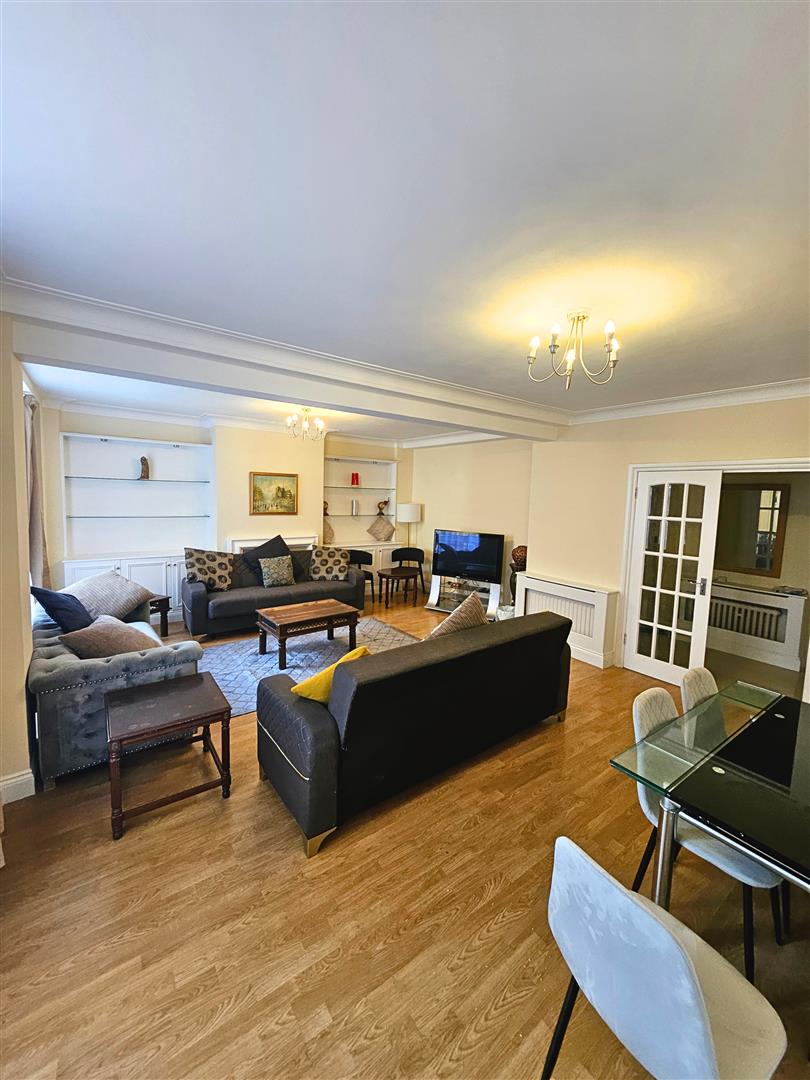 3 bed house for sale in London  - Property Image 2