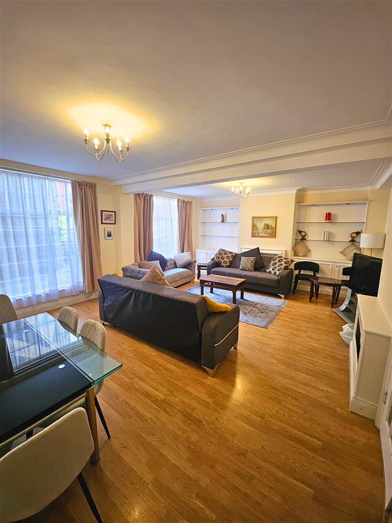 3 bed house for sale in London  - Property Image 1