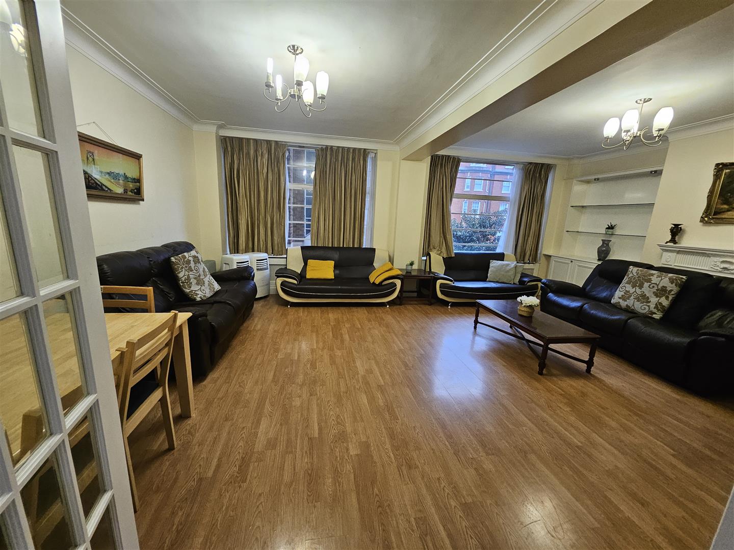 3 bed house for sale in London  - Property Image 3