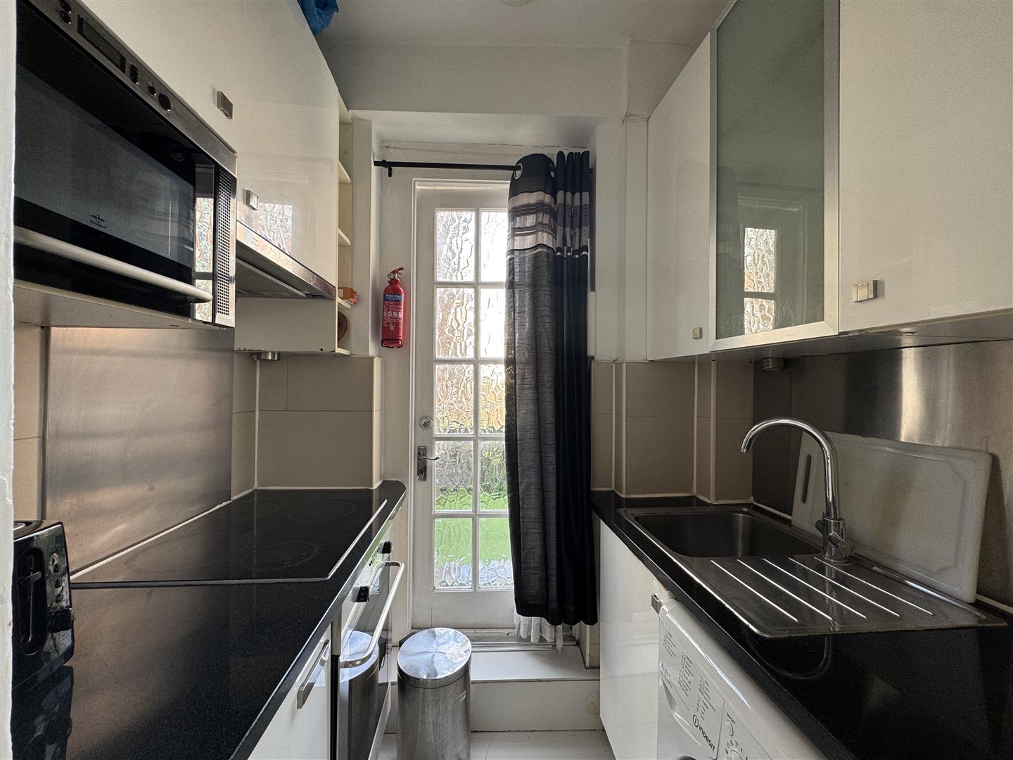 House to rent in Stourcliffe Street, London  - Property Image 5