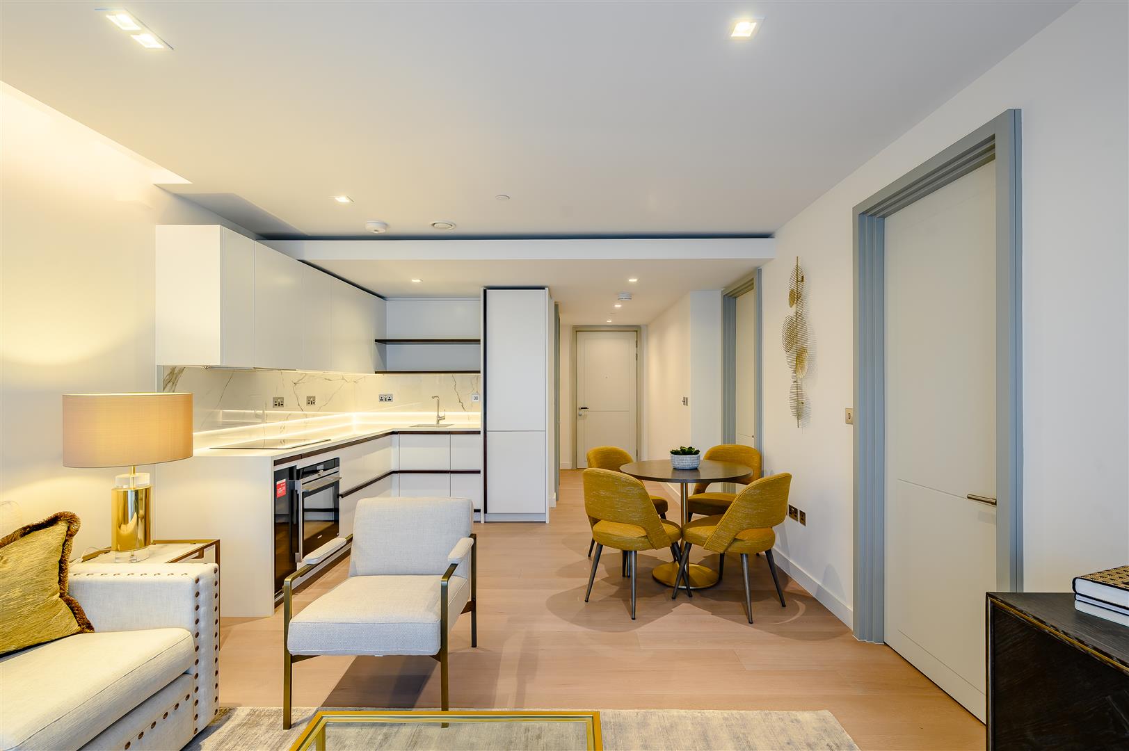 1 bed house to rent in London  - Property Image 4