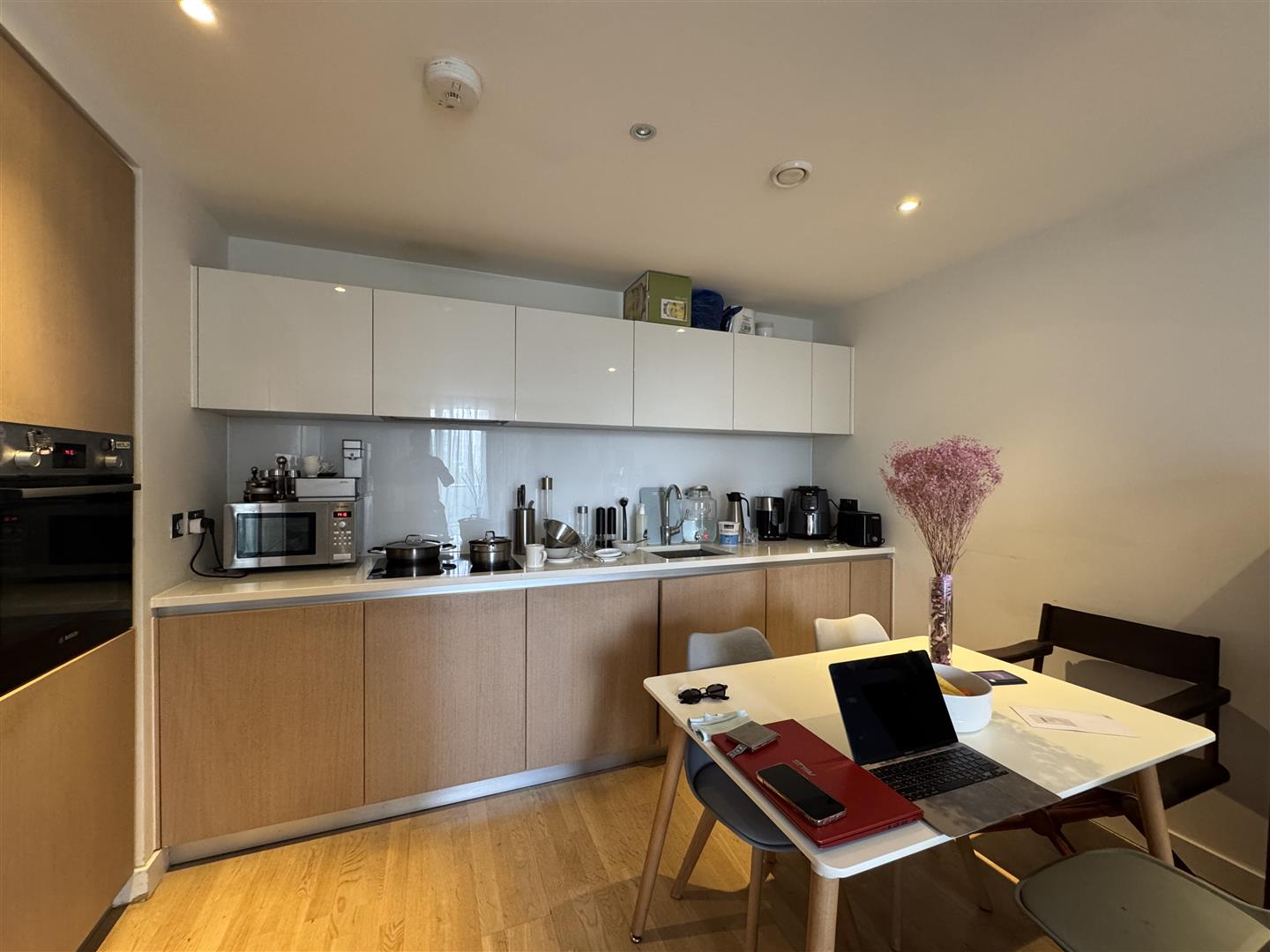1 bed flat to rent in Pump House Crescent, Brentford  - Property Image 4