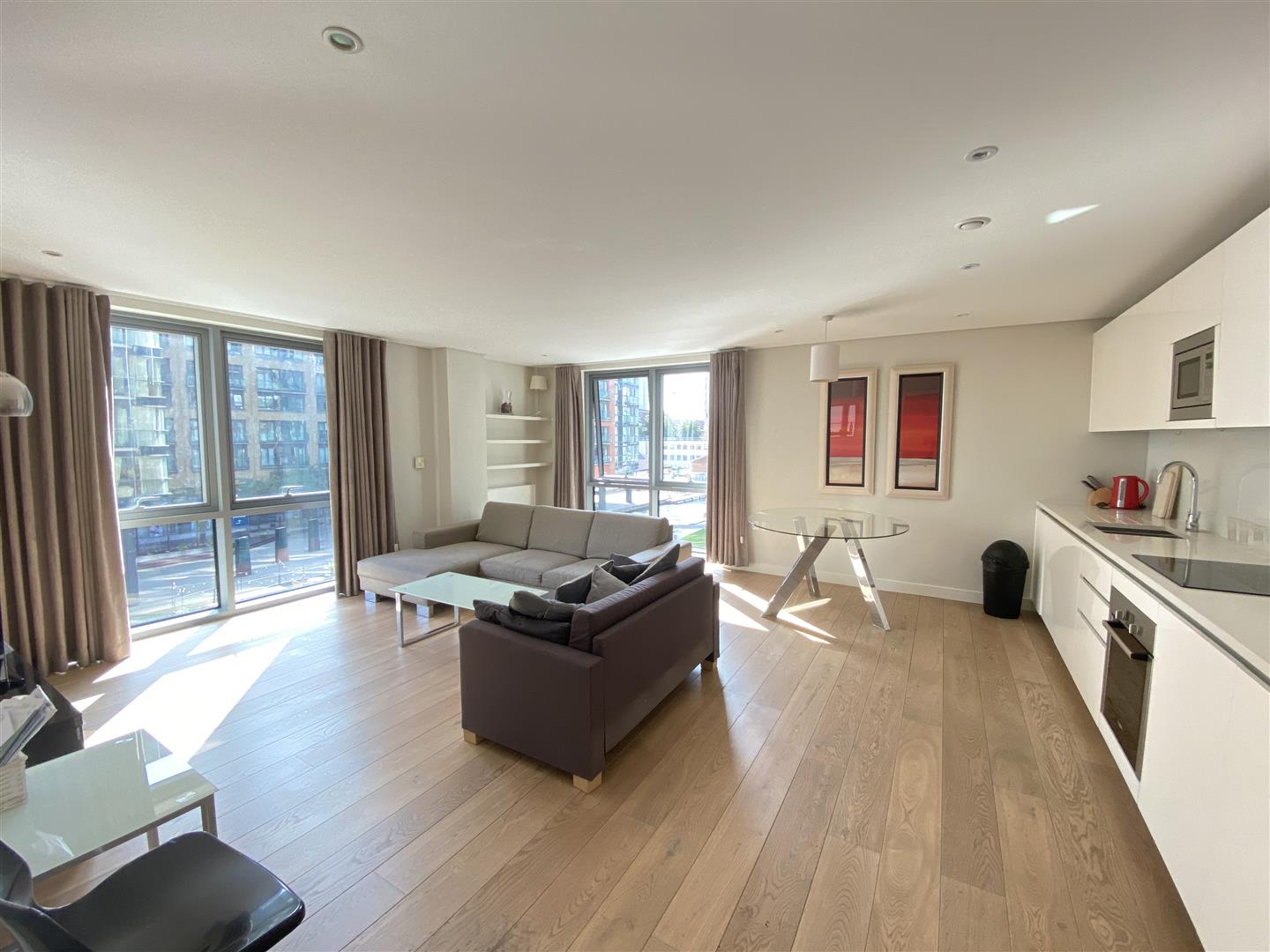 2 bed apartment for sale in Merchant Square East, Paddington 2