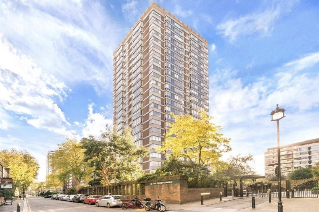 1 bed apartment for sale in Quadrangle Tower, London 11