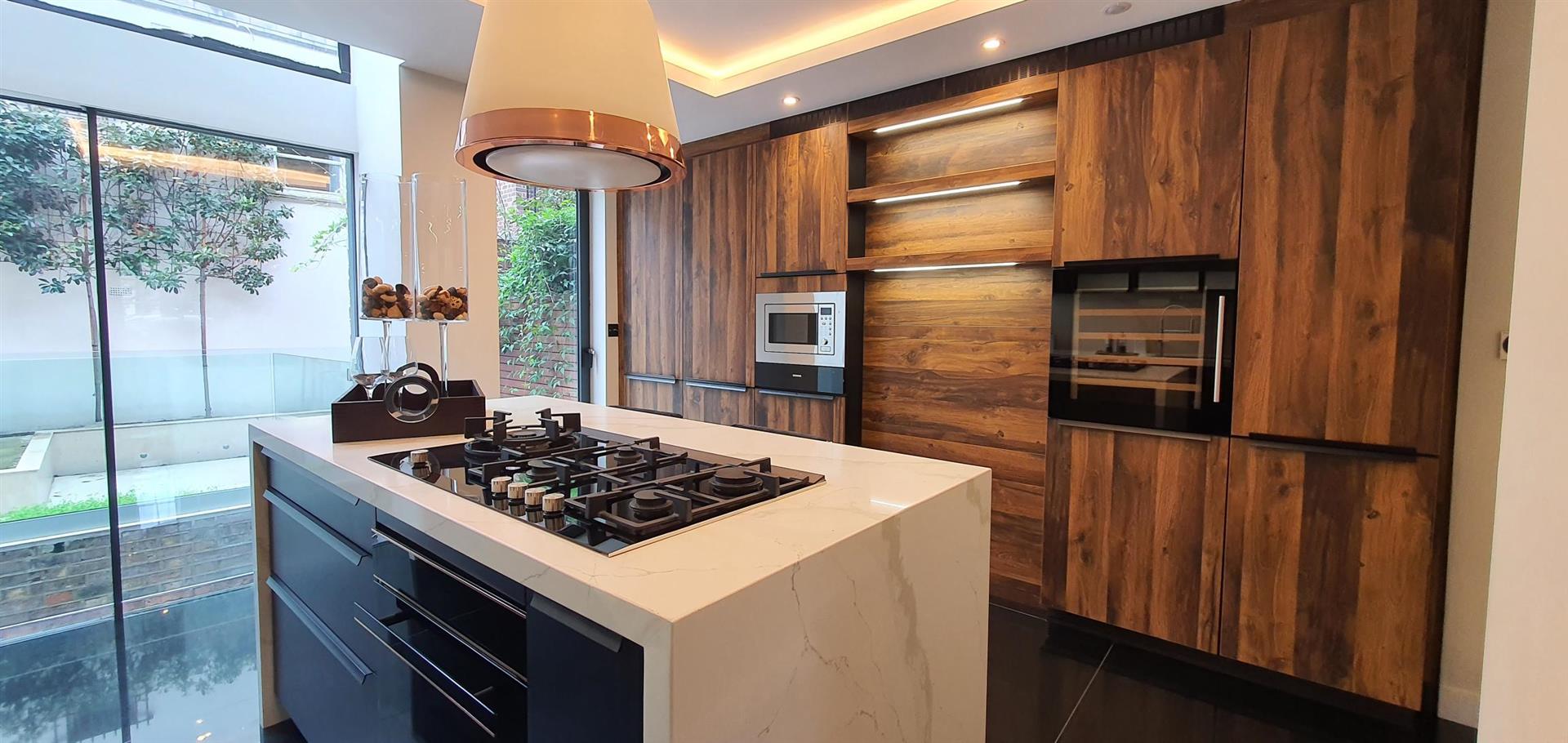 3 bed terraced house to rent in Albion Street, London 26