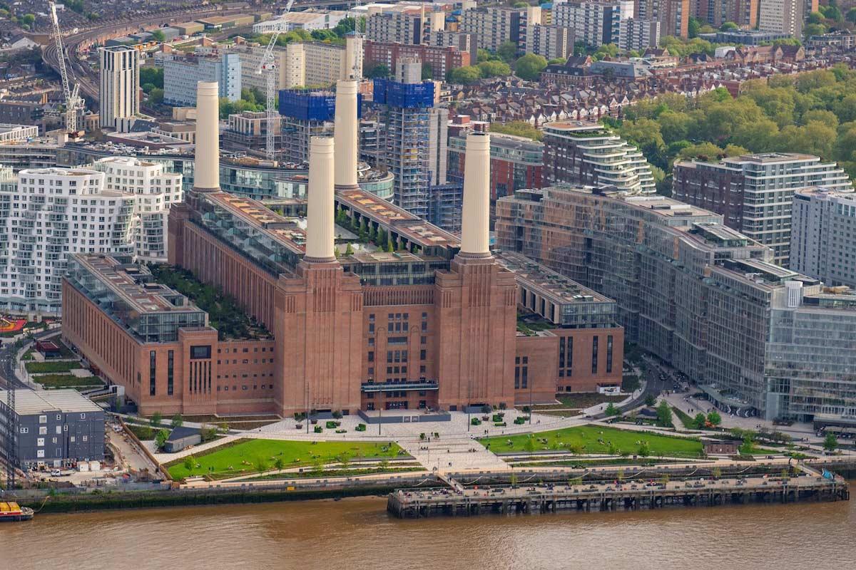 3 bed apartment to rent in Prospect Way, London  - Property Image 13