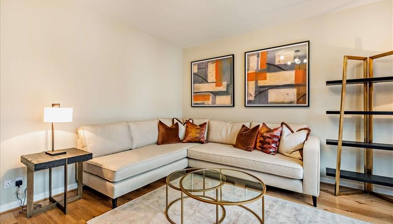 2 bed apartment to rent in Fulham Road, London  - Property Image 4