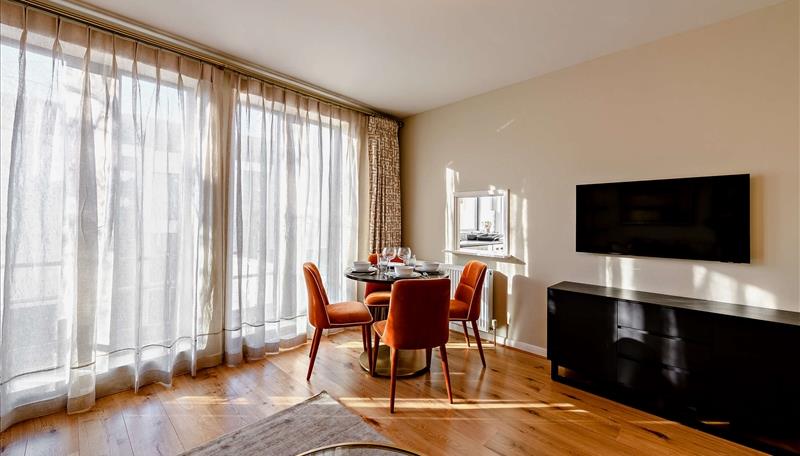 2 bed apartment to rent in Fulham Road, London  - Property Image 3