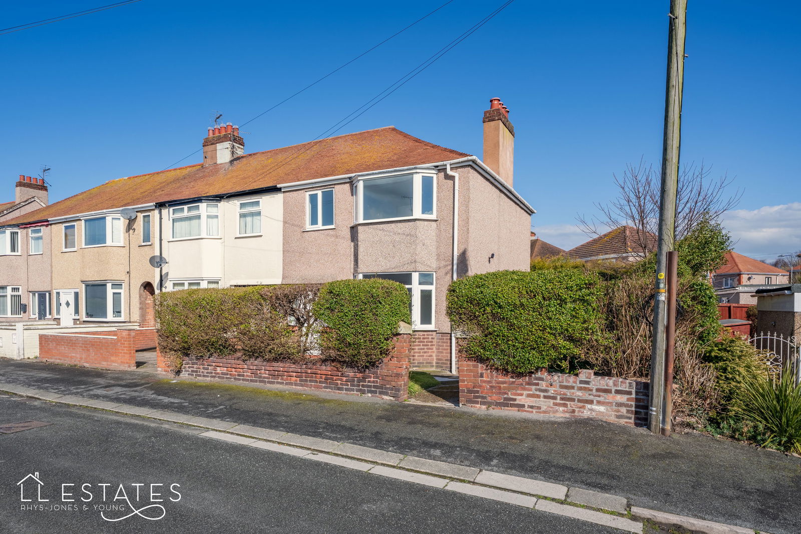 3 bed semi-detached house to rent in Brookdale Road, Rhyl, LL18 4PL
