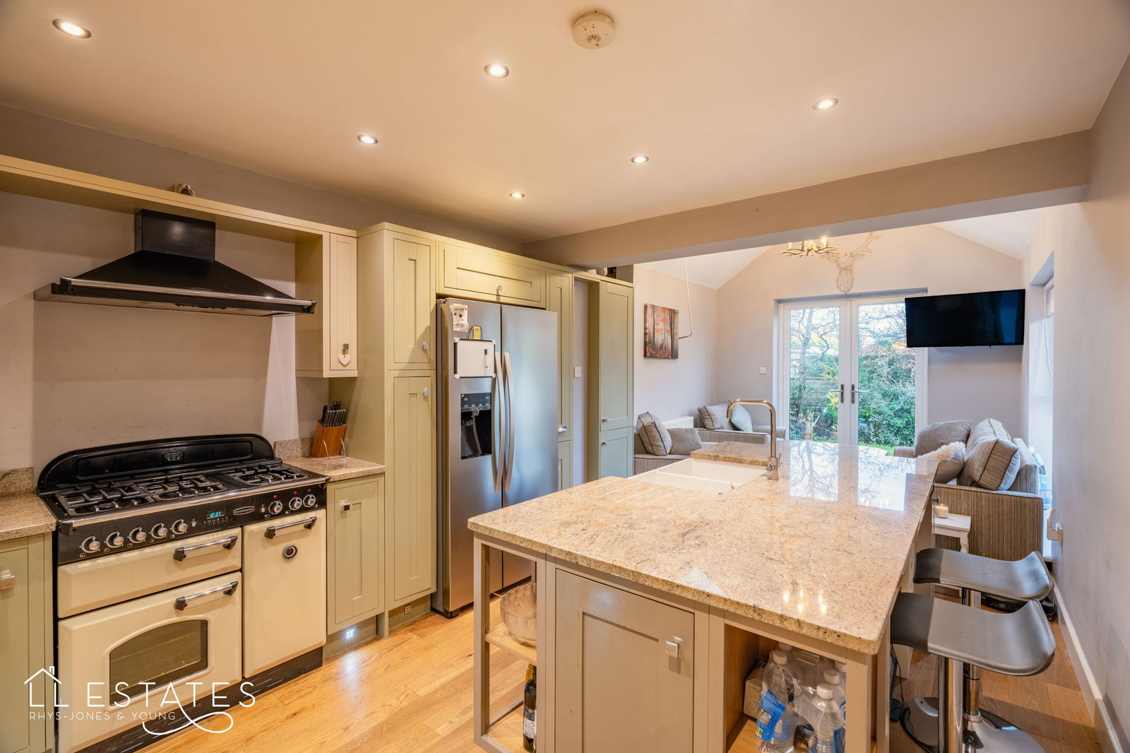 4 bed bungalow for sale in Nant Close, Rhuddlan 2